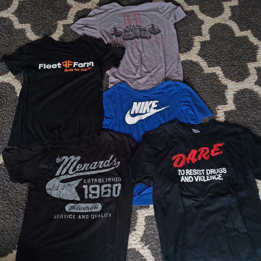 Lot of 5 nice t-shirts for the summer